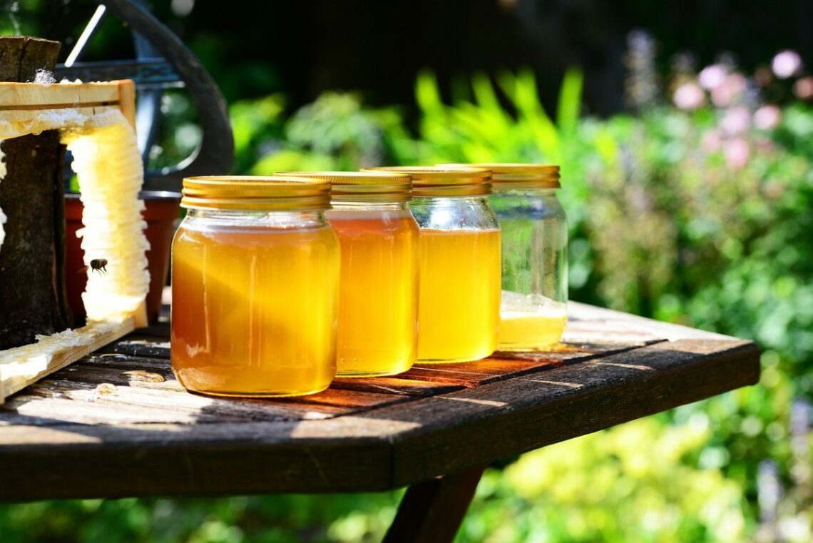 Benefici del miele nella cura della pelle