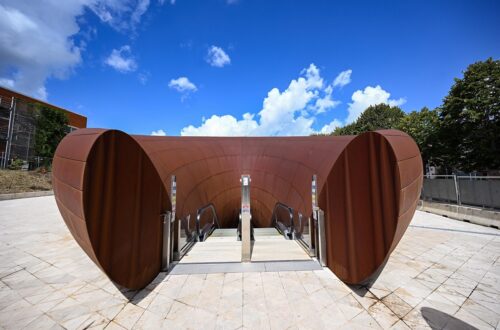 Anish Kapoor firma la nuova metropolitana di Napoli