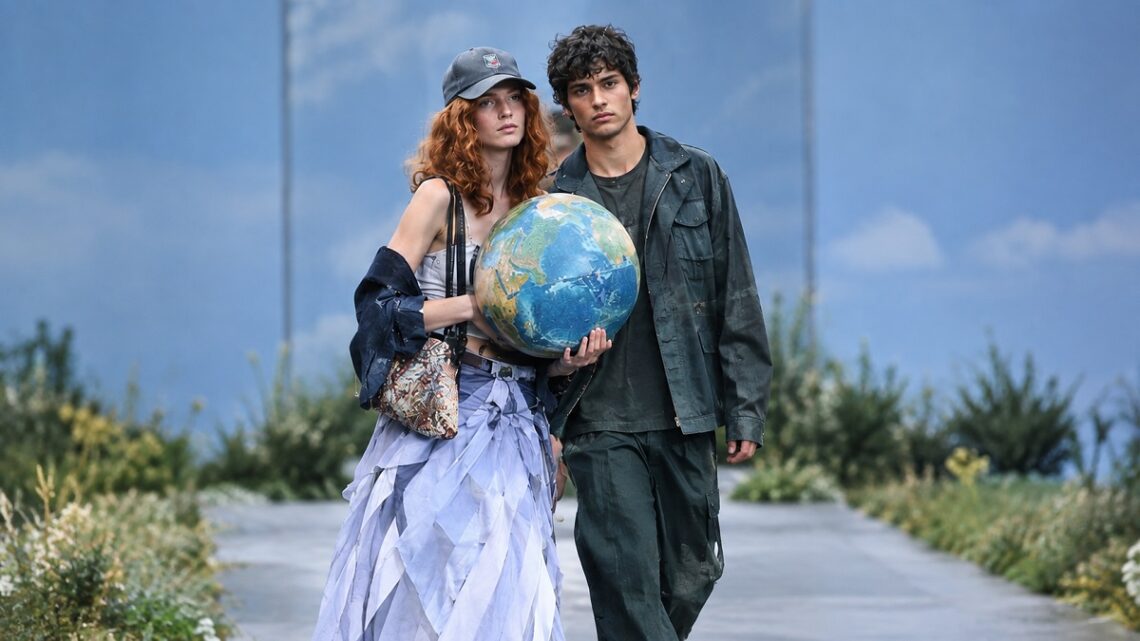 I trend più insoliti della Milano Fashion Week 2026